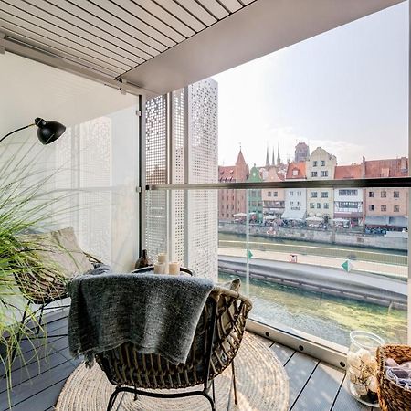 The Black Crane Apartment Гданьск Экстерьер фото