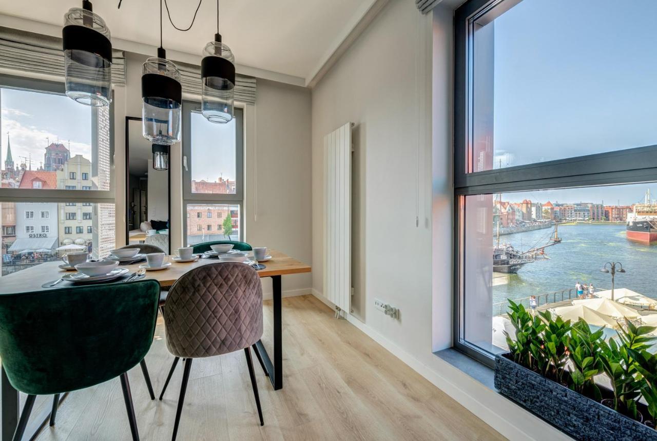 The Black Crane Apartment Гданьск Экстерьер фото