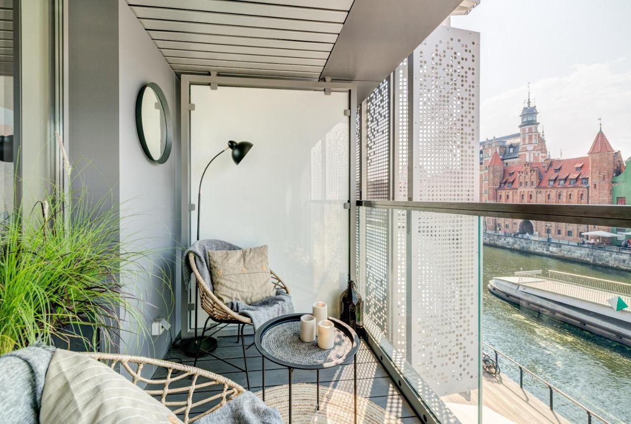 The Black Crane Apartment Гданьск Экстерьер фото