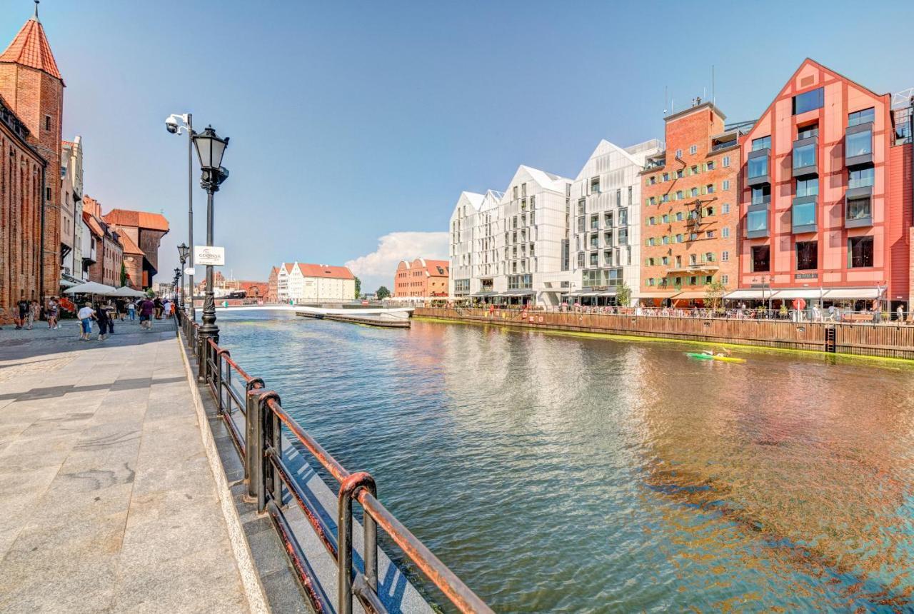 The Black Crane Apartment Гданьск Экстерьер фото